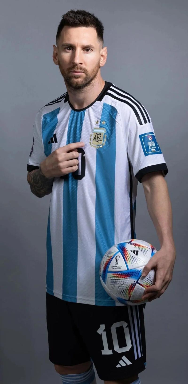 篮球勇士老将续约一年，球迷大呼：值得