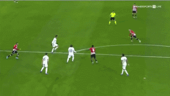 巴恩斯：詹姆斯统治了比赛那么久，他真的很难防守很难阻止