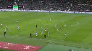 国脚新纹身曝光，引发粉丝讨论